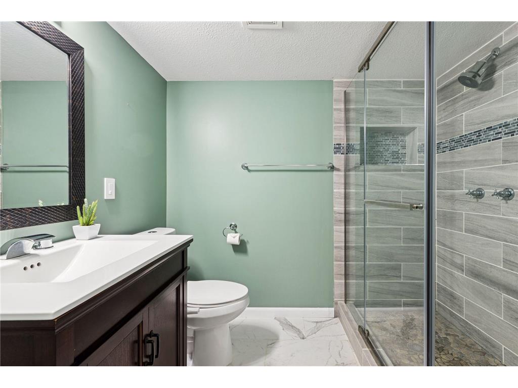 892 Trail 12 Hudson WI 54016 6812757 image33