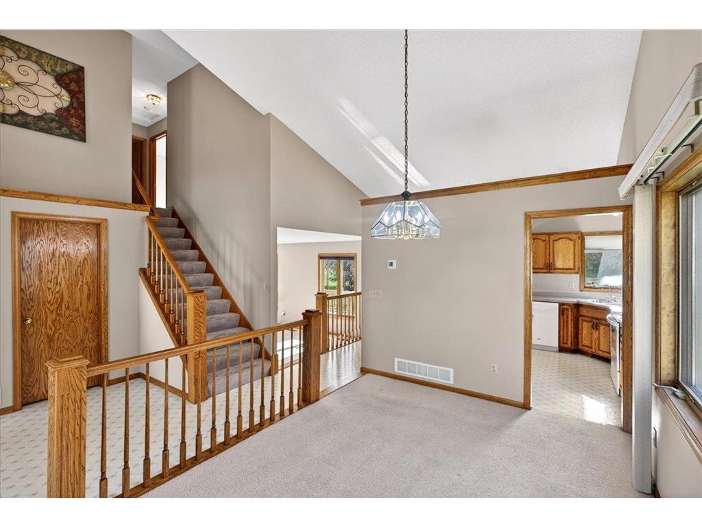 8920 Vickors Crossing Brooklyn Park MN 55443 7040235 image11