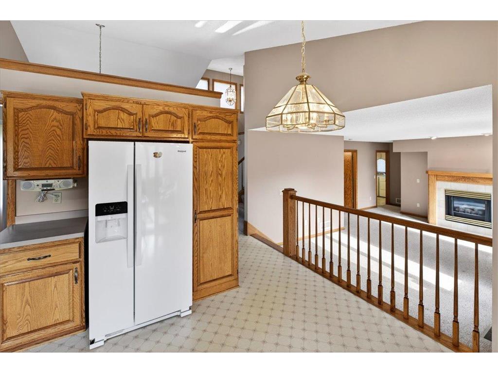8920 Vickors Crossing Brooklyn Park MN 55443 7040235 image17