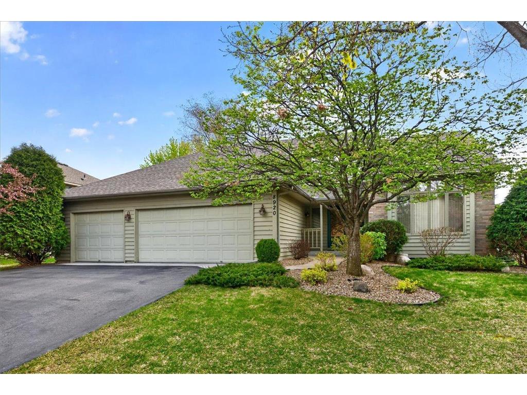 8920 Vickors Crossing Brooklyn Park MN 55443 7040235 image2