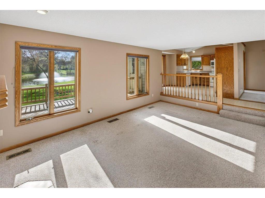 8920 Vickors Crossing Brooklyn Park MN 55443 7040235 image20