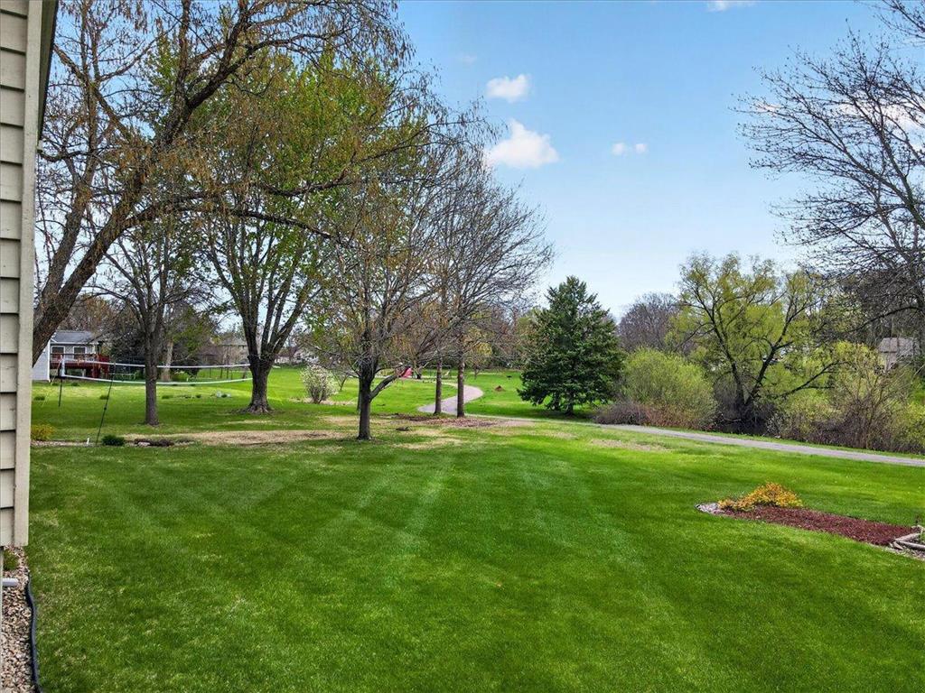 8920 Vickors Crossing Brooklyn Park MN 55443 7040235 image3
