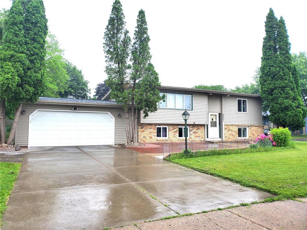 8921 49th Avenue N New Hope MN 55428 6761076 image1