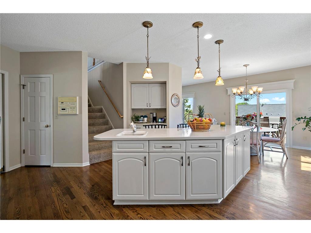 8923 Highland Bay Woodbury MN 55125 7061854 image19