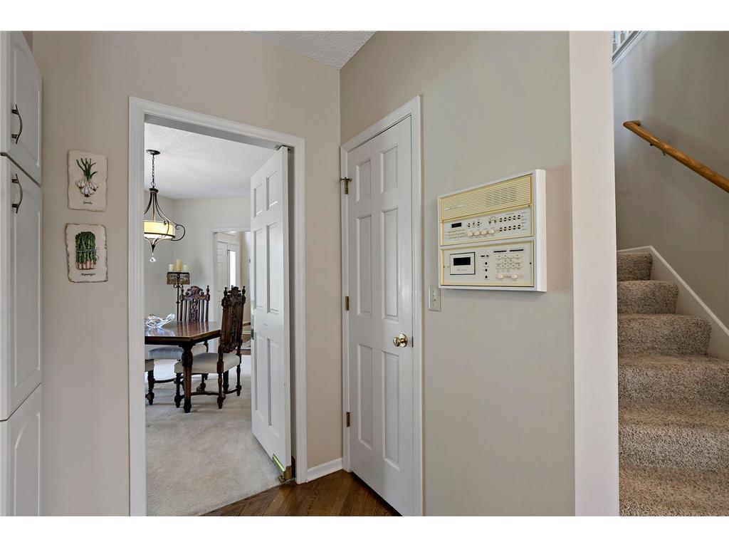8923 Highland Bay Woodbury MN 55125 7061854 image21