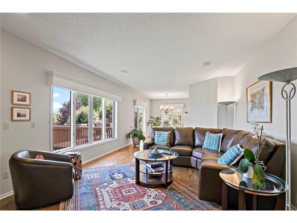 8923 Highland Bay Woodbury MN 55125 7061854 image25