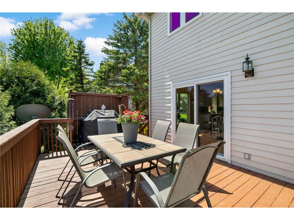 8923 Highland Bay Woodbury MN 55125 7061854 image31