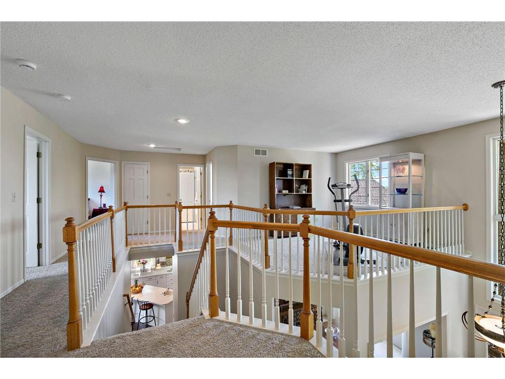 8923 Highland Bay Woodbury MN 55125 7061854 image34
