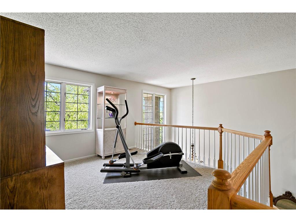 8923 Highland Bay Woodbury MN 55125 7061854 image51