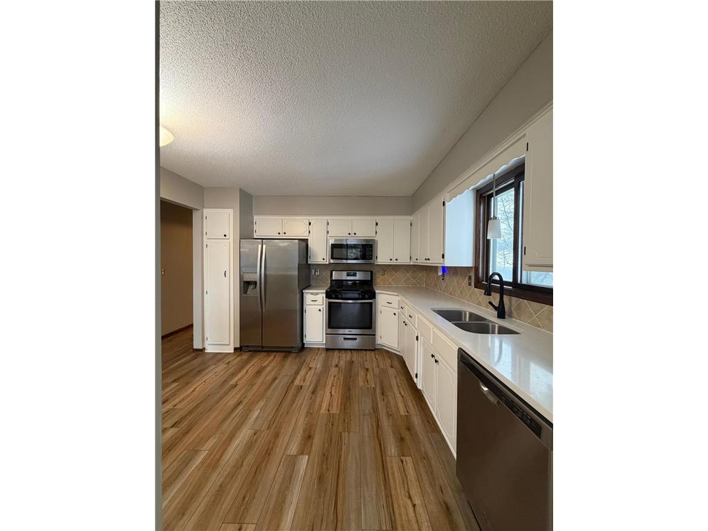 8925 Bass Creek Court Brooklyn Park MN 55428 7005804 image4