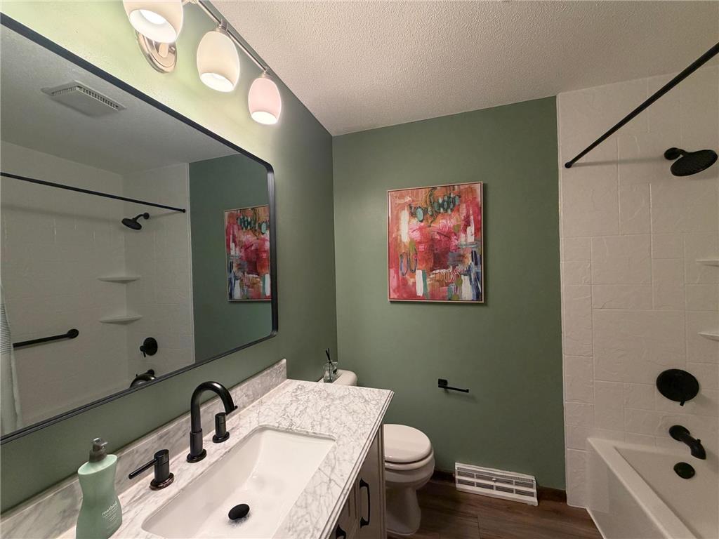 8925 Bass Creek Court Brooklyn Park MN 55428 7005804 image6