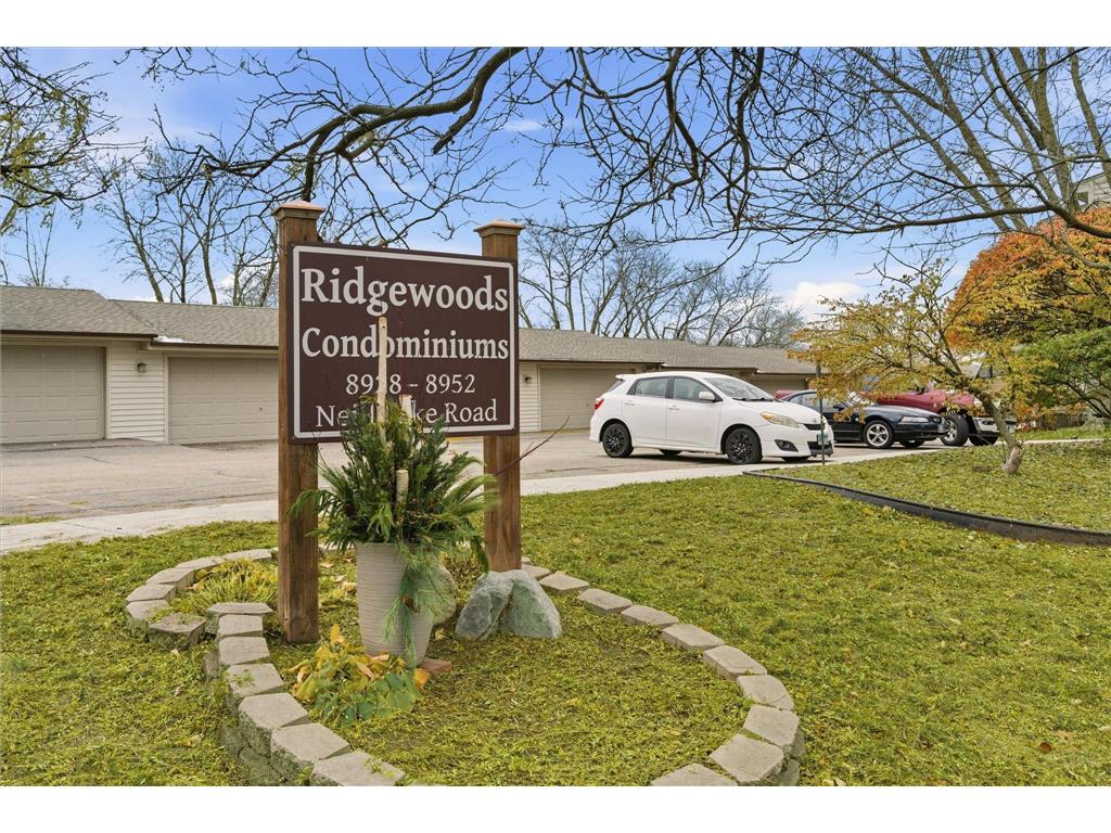 8928 Neill Lake Road #104 Eden Prairie MN 55347 6815638 image24