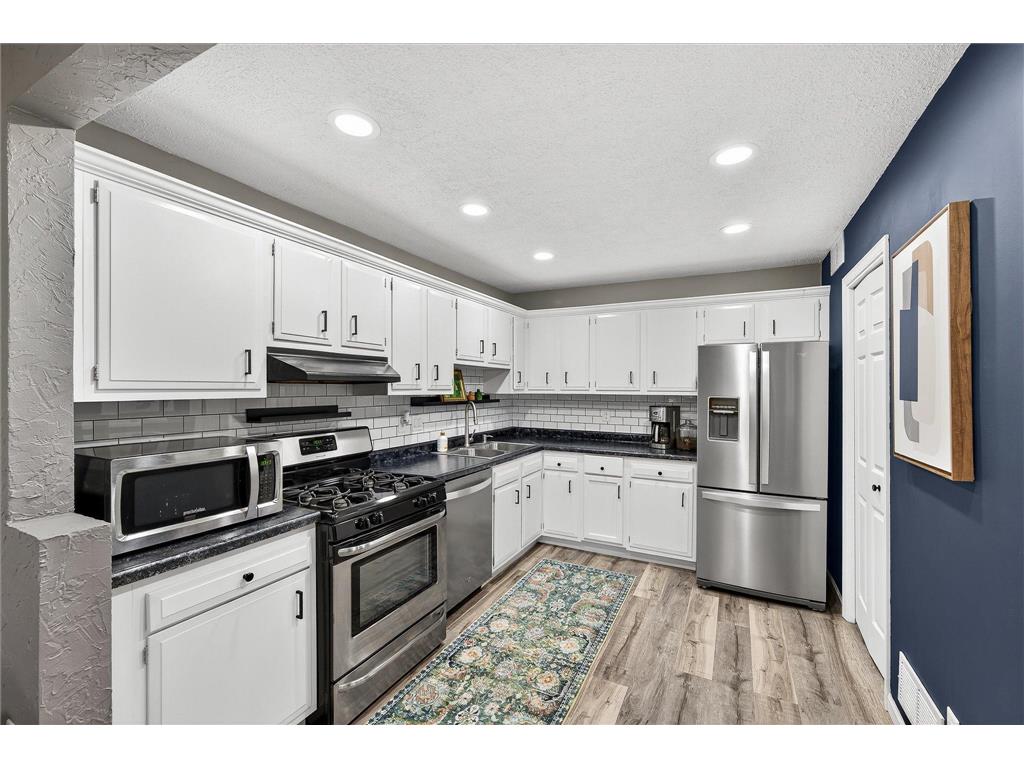 8928 Neill Lake Road #104 Eden Prairie MN 55347 6815638 image8