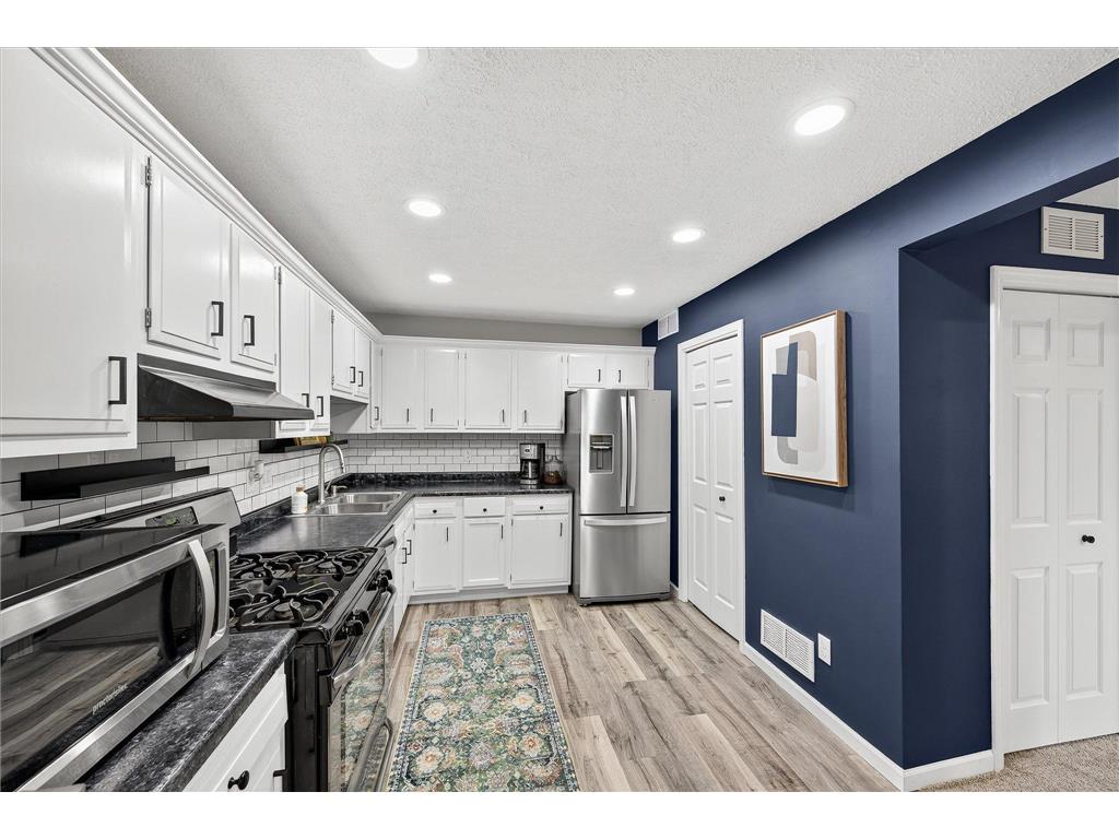 8928 Neill Lake Road #104 Eden Prairie MN 55347 6815638 image9