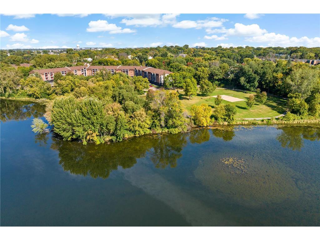 8928 Neill Lake Road #105 Eden Prairie MN 55347 6672656 image14