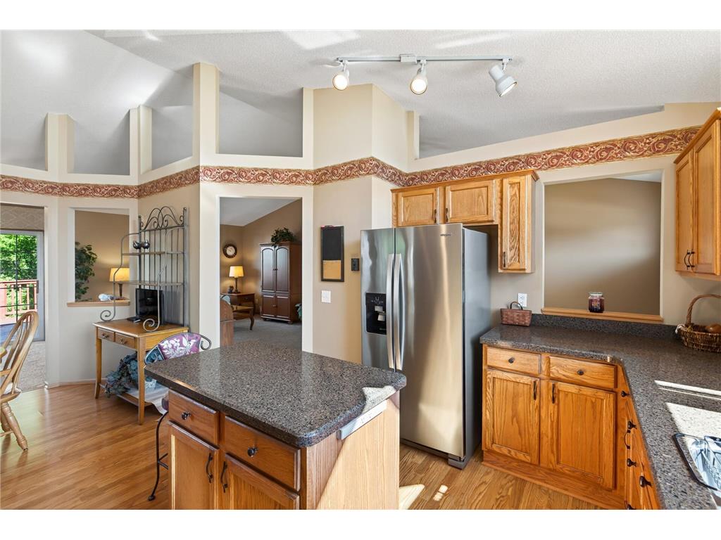 893 Marnie Circle S Maplewood MN 55119 7098107 image14