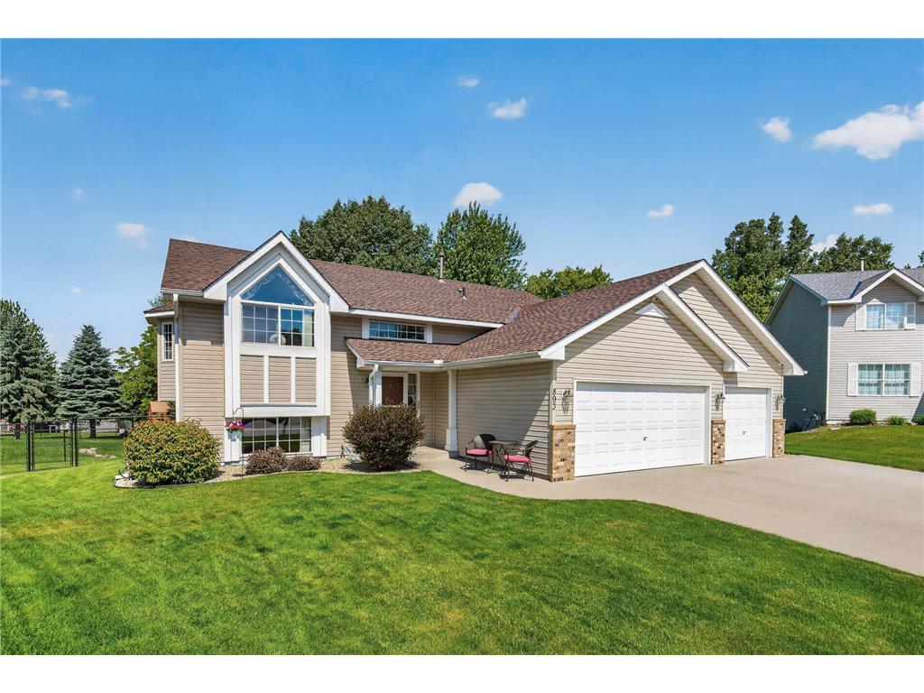 893 Marnie Circle S Maplewood MN 55119 7098107 image2