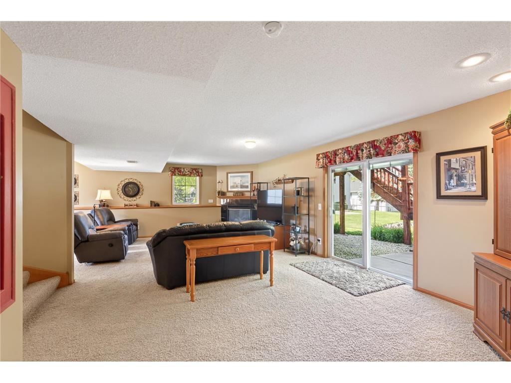 893 Marnie Circle S Maplewood MN 55119 7098107 image28