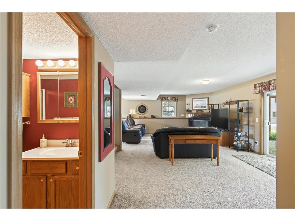 893 Marnie Circle S Maplewood MN 55119 7098107 image34