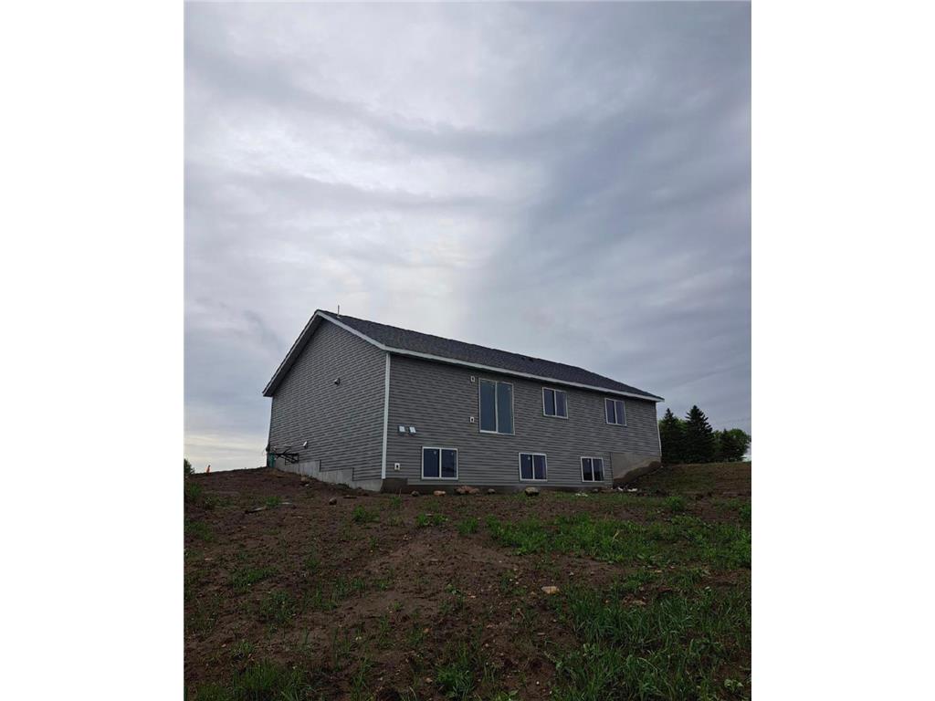 893 Mill Race Court Madelia MN 56062 7037575 image2