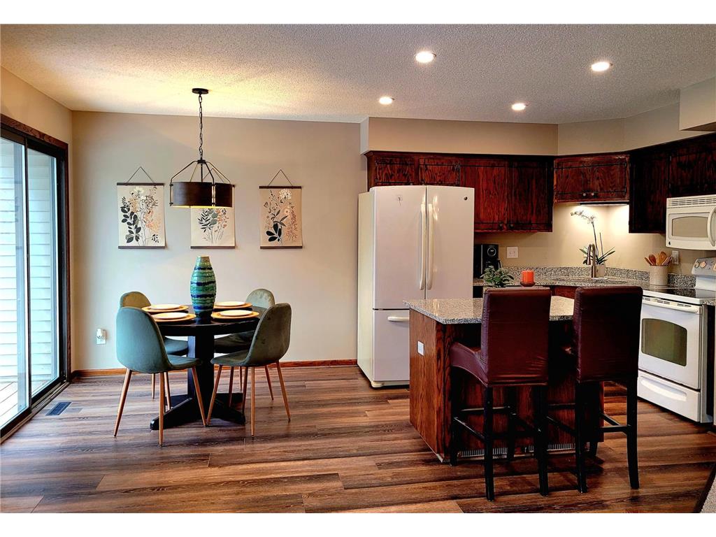 893 Shirlee Lane Shoreview MN 55126 6649729 image1