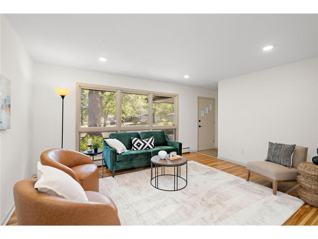 8930 47th Avenue N New Hope MN 55428 6769205 image1