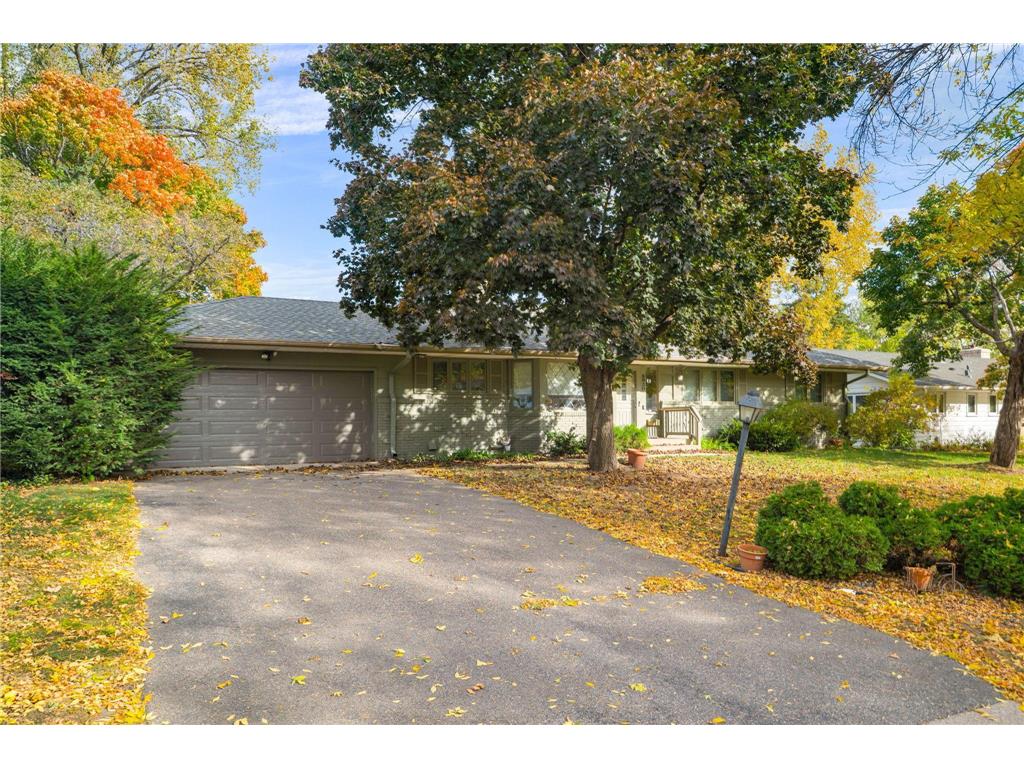 8930 N Minnehaha Circle Saint Louis Park MN 55426 6807181 image1