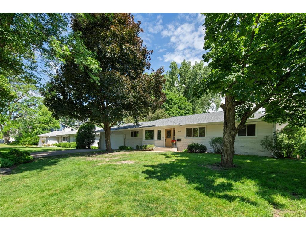 8930 N Minnehaha Circle Saint Louis Park MN 55426 7100992 image1