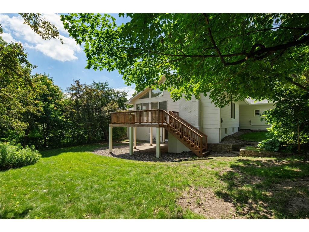 8930 N Minnehaha Circle Saint Louis Park MN 55426 7100992 image25
