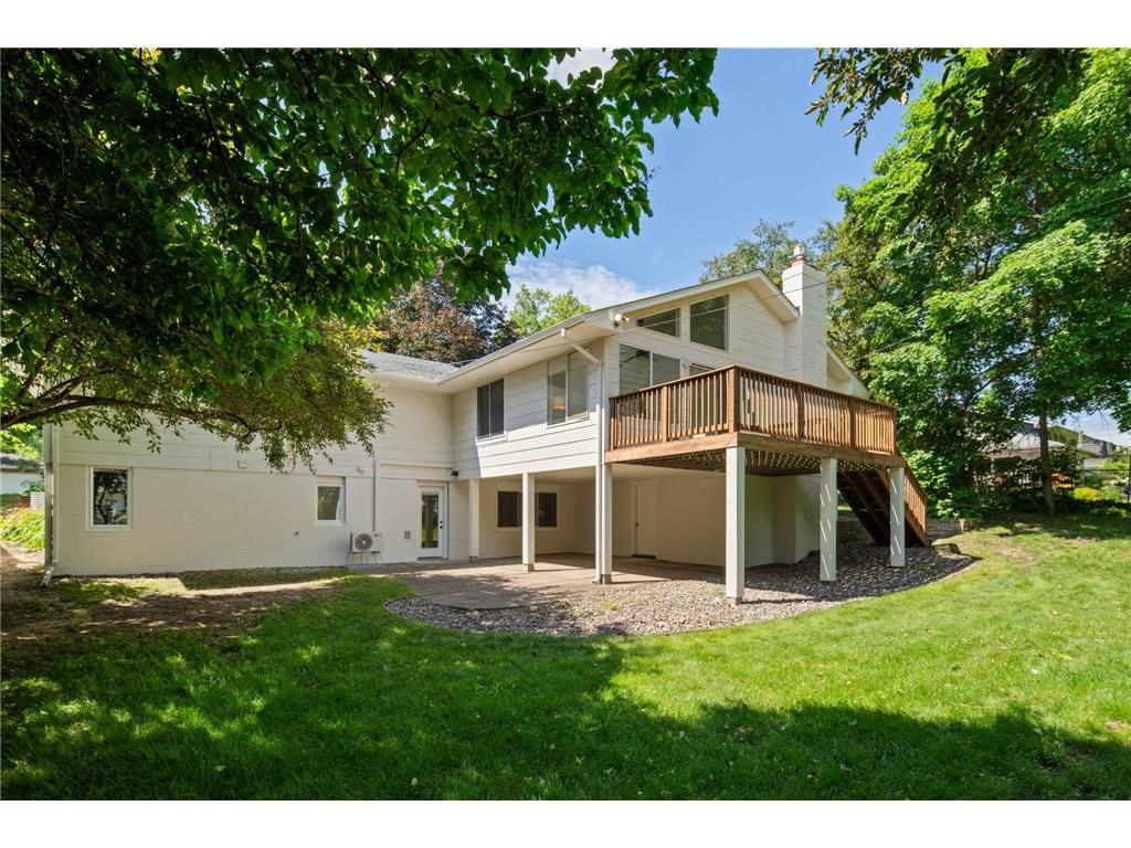 8930 N Minnehaha Circle Saint Louis Park MN 55426 7100992 image26