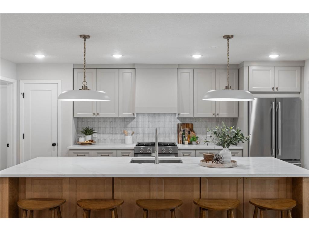 8930 N Minnehaha Circle Saint Louis Park MN 55426 7100992 image4
