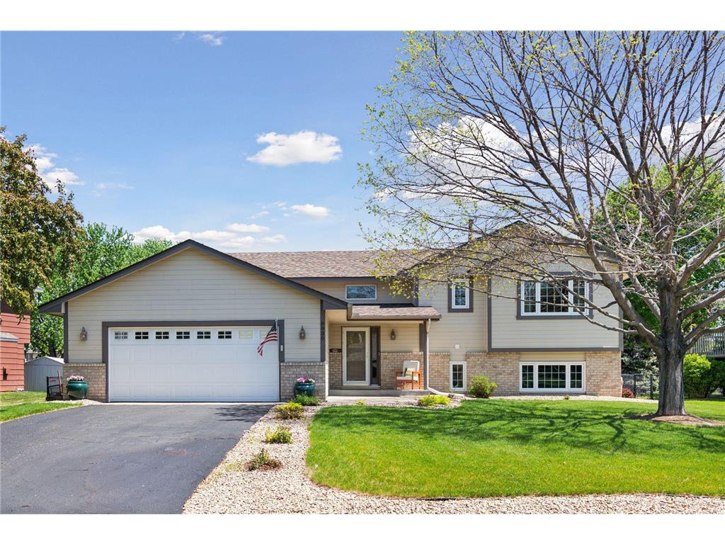 8930 Woodhall Crossing N Brooklyn Park MN 55443 6710119 image1