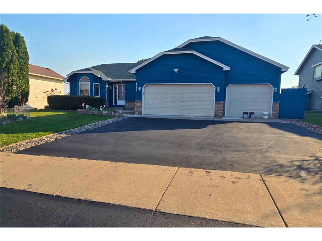 8931 Prestwick Parkway N Brooklyn Park MN 55443 7060139 image2