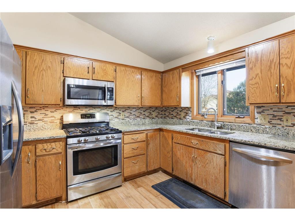 8932 Prestwick Circle N Brooklyn Park MN 55443 6818538 image13