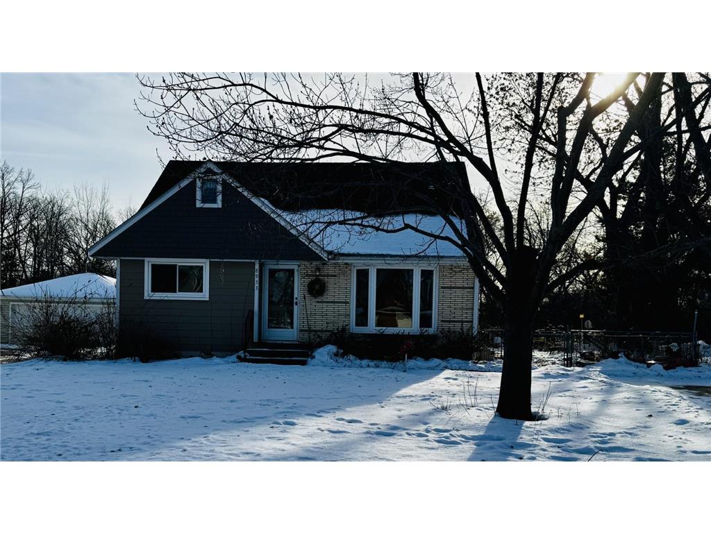 8933 Wally Drive Golden Valley MN 55427 7001362 image1