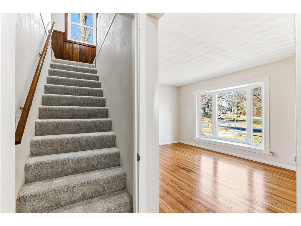 8933 Wally Drive Golden Valley MN 55427 7086952 image14