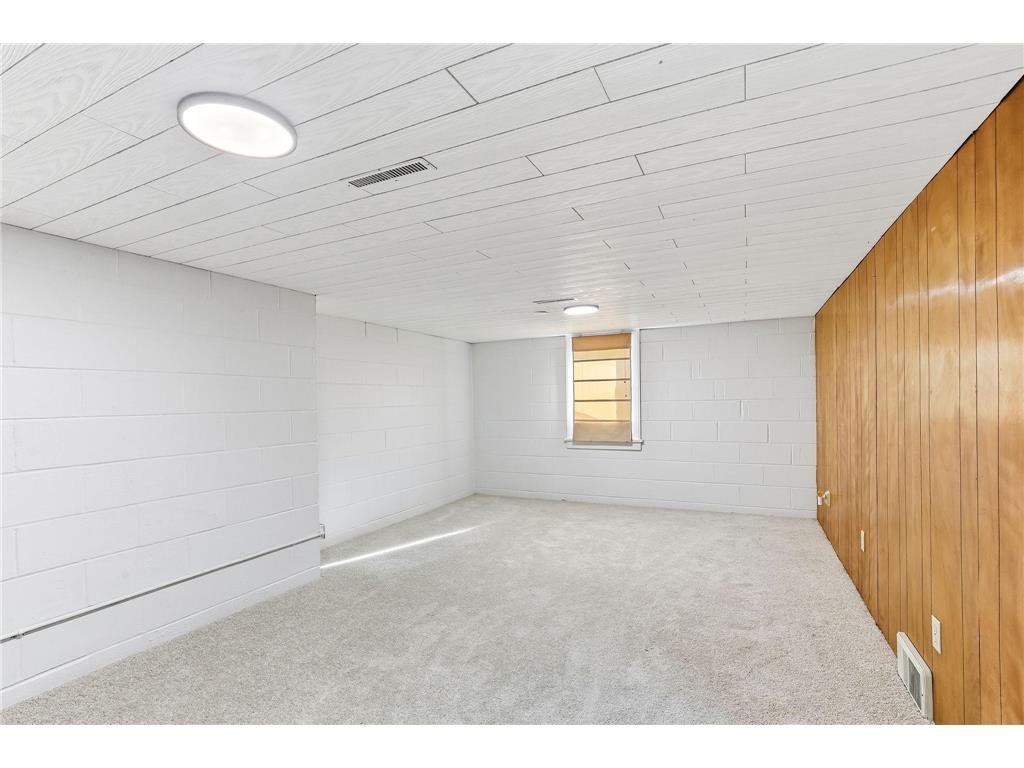 8933 Wally Drive Golden Valley MN 55427 7086952 image20