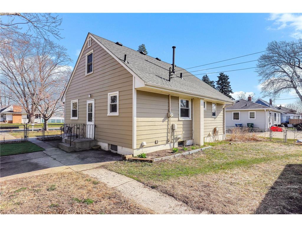 8933 Wally Drive Golden Valley MN 55427 7086952 image26