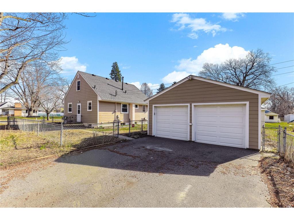 8933 Wally Drive Golden Valley MN 55427 7086952 image27