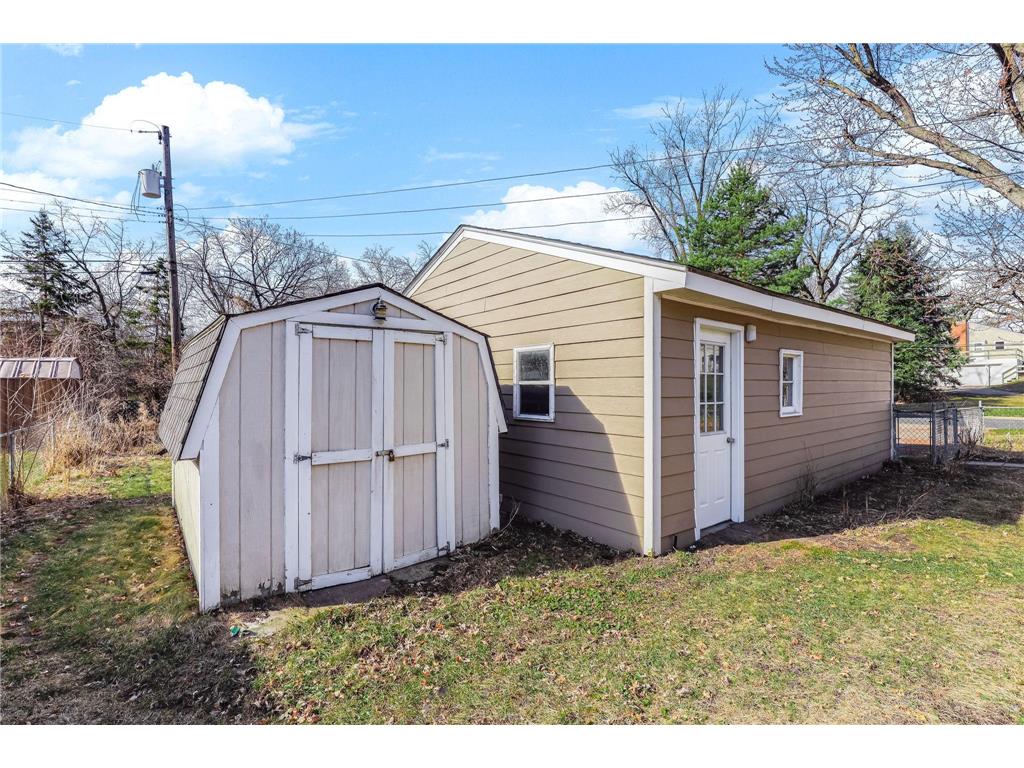 8933 Wally Drive Golden Valley MN 55427 7086952 image29