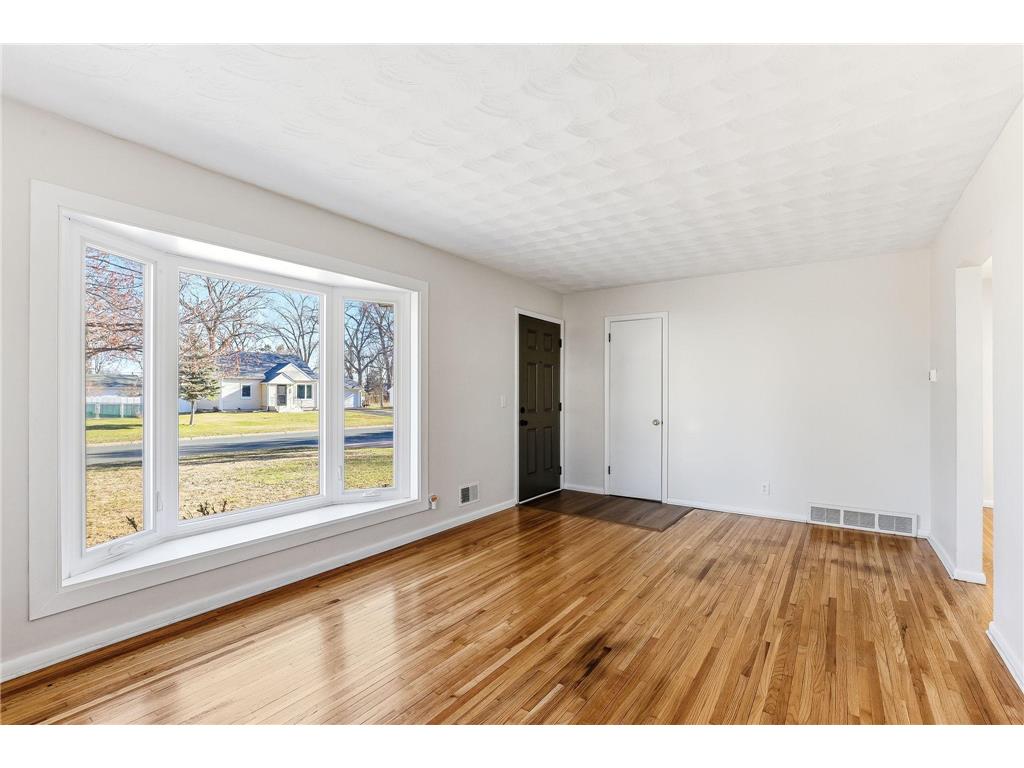 8933 Wally Drive Golden Valley MN 55427 7086952 image6