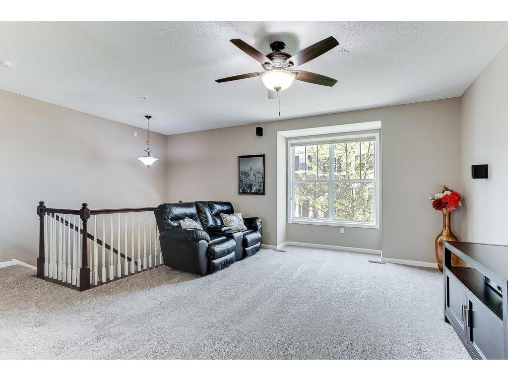 8934 SW Village Loop Chanhassen MN 55317 7063792 image10