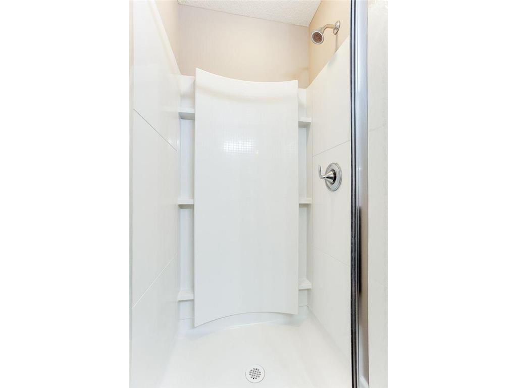 8934 SW Village Loop Chanhassen MN 55317 7063792 image19