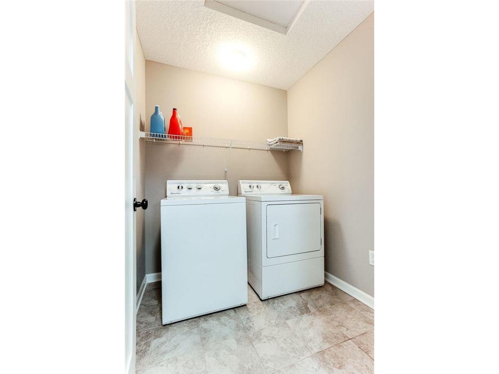 8934 SW Village Loop Chanhassen MN 55317 7063792 image32