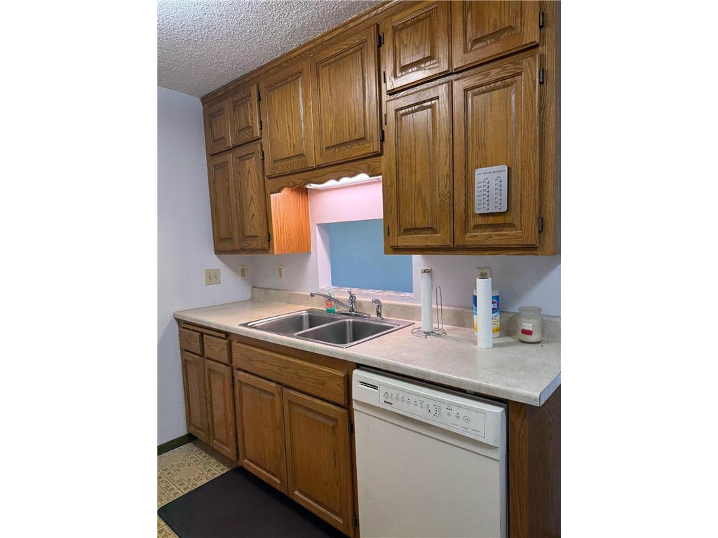 8935 Old Cedar Avenue S #113 Bloomington MN 55425 7086603 image10