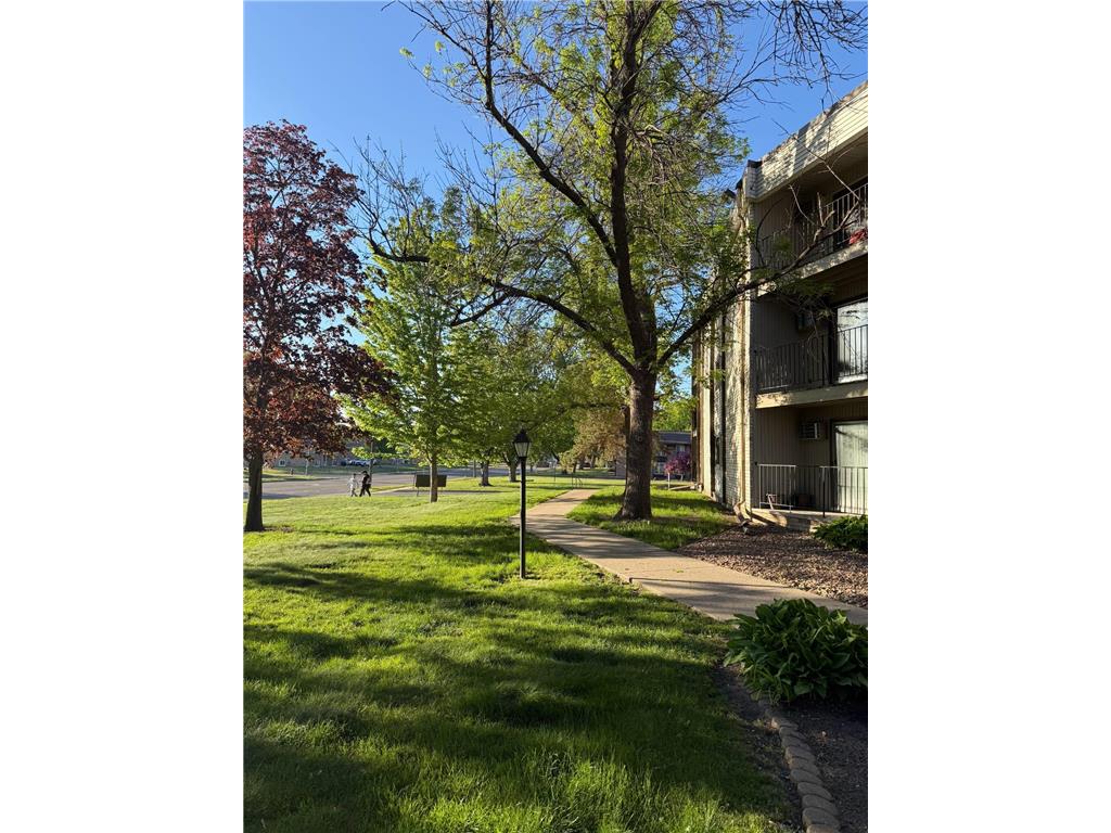 8935 Old Cedar Avenue S #113 Bloomington MN 55425 7086603 image2