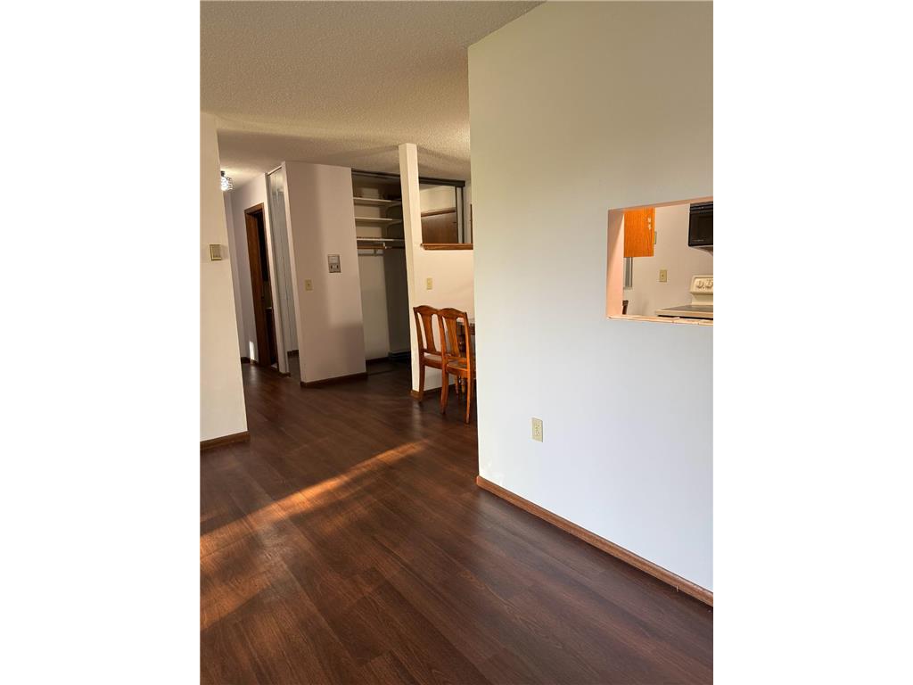 8935 Old Cedar Avenue S #113 Bloomington MN 55425 7086603 image6