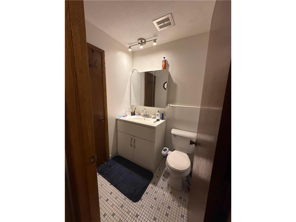 8935 Old Cedar Avenue S #211 Bloomington MN 55425 6752641 image14