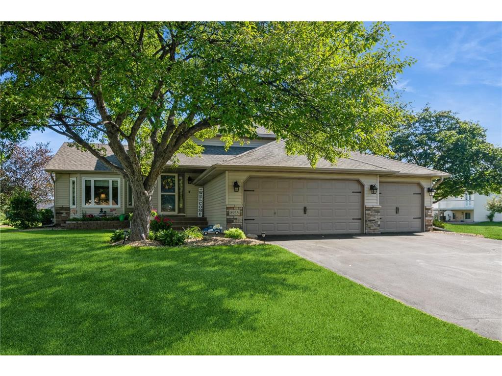 8935 Regent Parkway Brooklyn Park MN 55443 6724479 image1