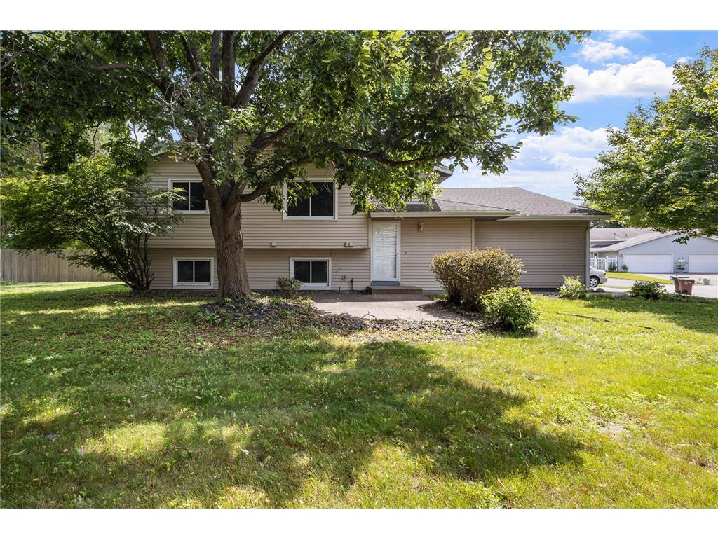 8936 Kirkwood Circle N Maple Grove MN 55369 6572885 image1